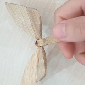 Bamboo butterfly-shaped toy for girls
